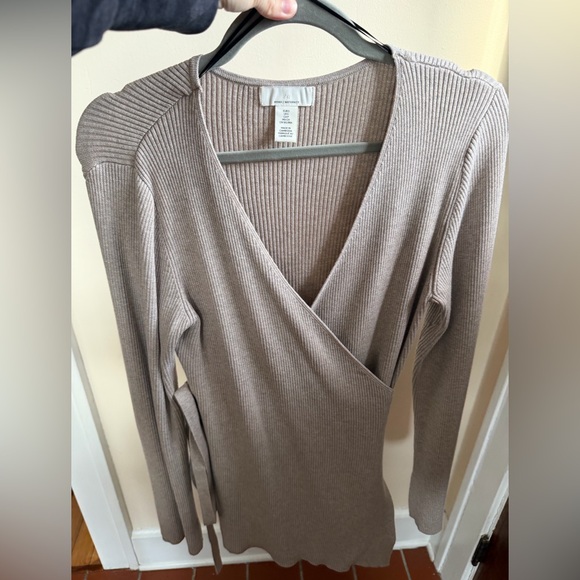 H&M Tops - H&M Mama Maternity Nursing Ribbed Wrap Top Beige Small